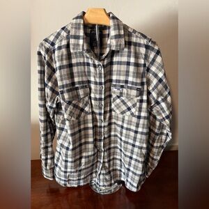 Women’s Antigua Seahawks Button Down Flannel Shirt XL